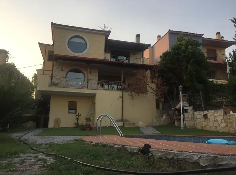 Mieszkanie 3 pokoi 264 m² Dionisiou Beach, Grecja