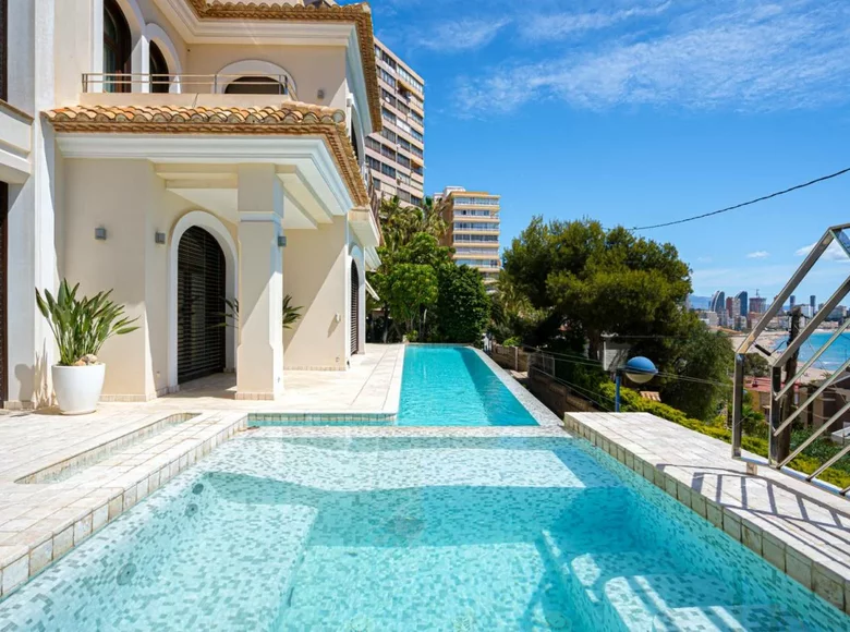 6 bedroom villa 690 m² Benidorm, Spain