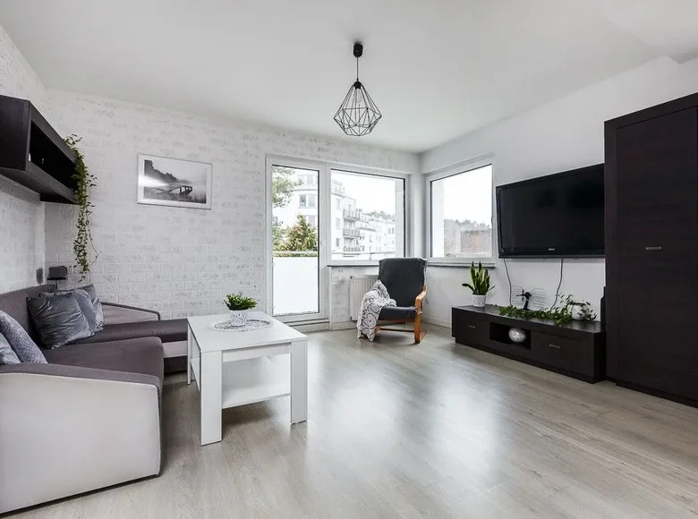 Mieszkanie 4 pokoi 72 m² Gdynia, Polska