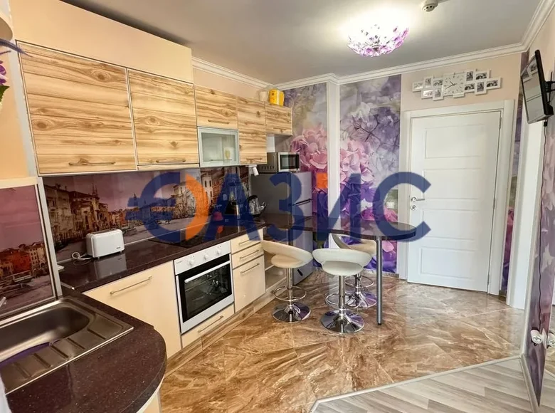 Квартира 3 комнаты 105 м² Святой Влас, Болгария