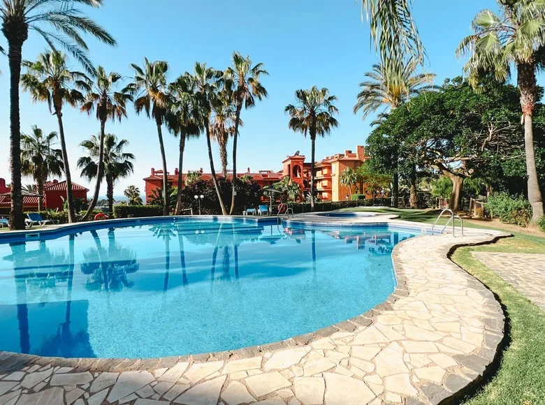 Квартира 2 спальни 110 м² Малага, Испания