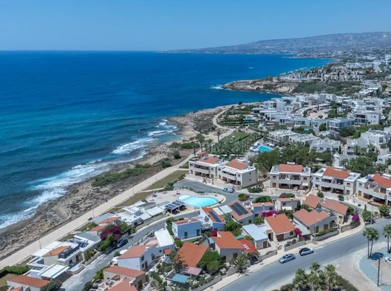 2 bedroom house  Chloraka, Cyprus