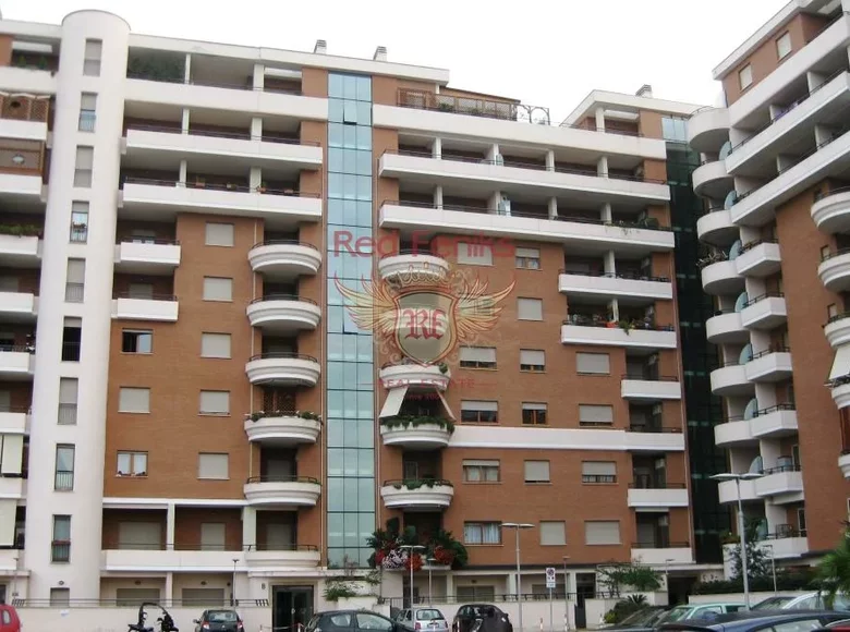 Mieszkanie 2 pokoi 55 m² Rzym, Włochy