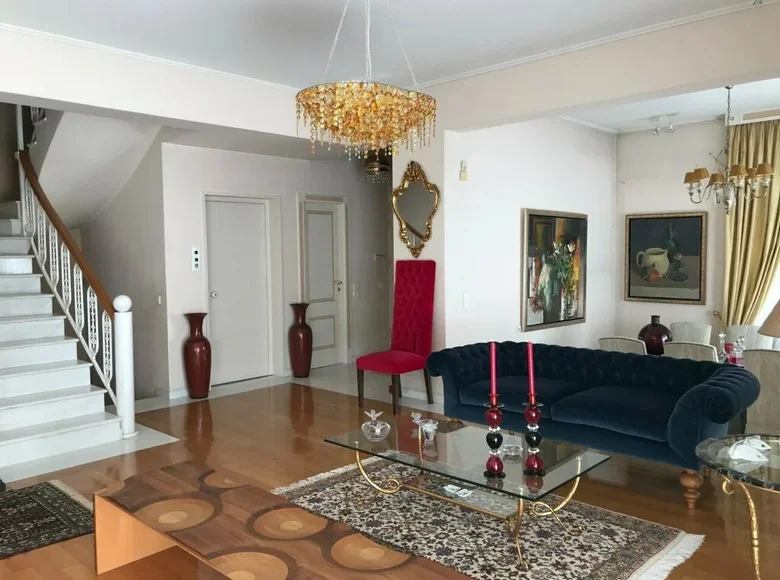 Cottage 4 bedrooms 422 m² Athens, Greece