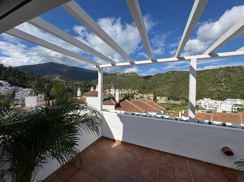 Mieszkanie 1 pokój 68 m² Benahavis, Hiszpania