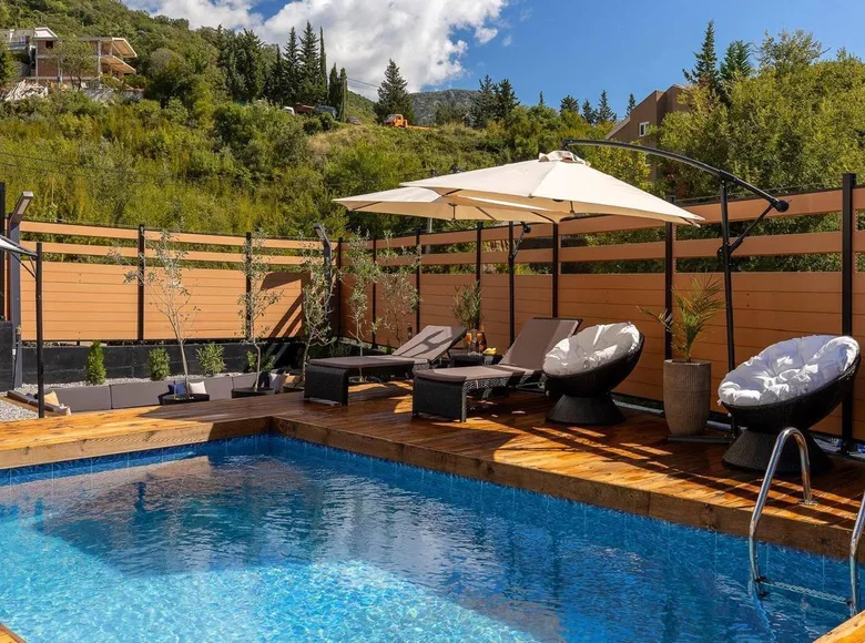 1 bedroom apartment 52 m² Lastva Grbaljska, Montenegro