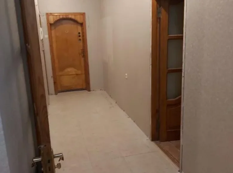 Mieszkanie 3 pokoi 81 m² Siewierodonieck, Ukraina