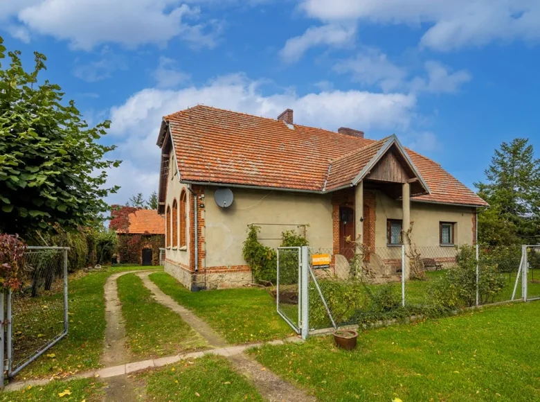 Haus 276 m² Miedzylesie, Polen