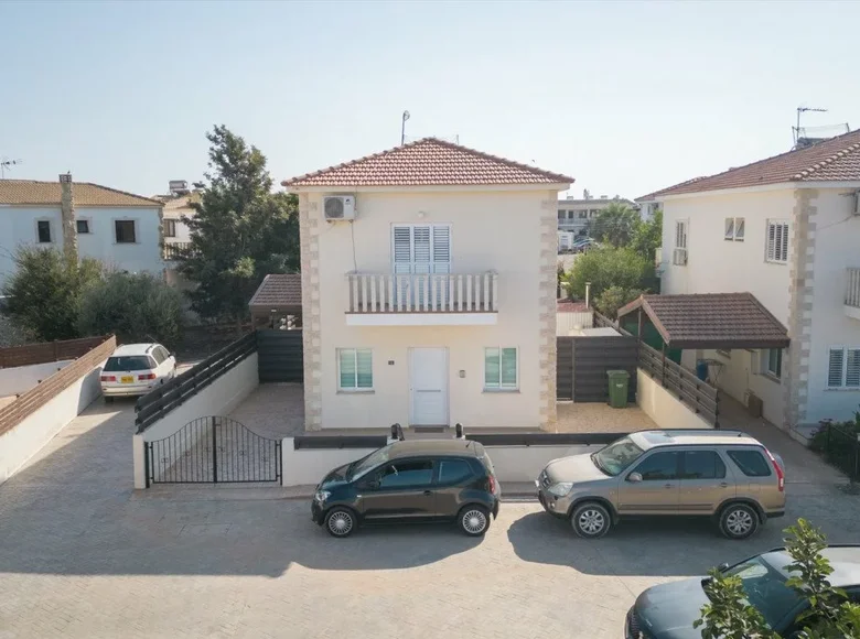 Dom 3 pokoi 169 m² Frenaros, Cyprus