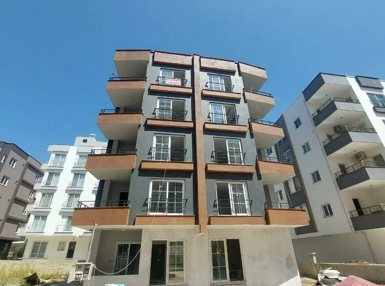 Mieszkanie 4 pokoi 111 m² Alanya, Turcja