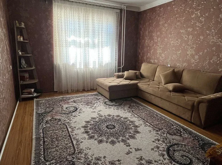 Kvartira 4 xonalar 110 m² Toshkentda