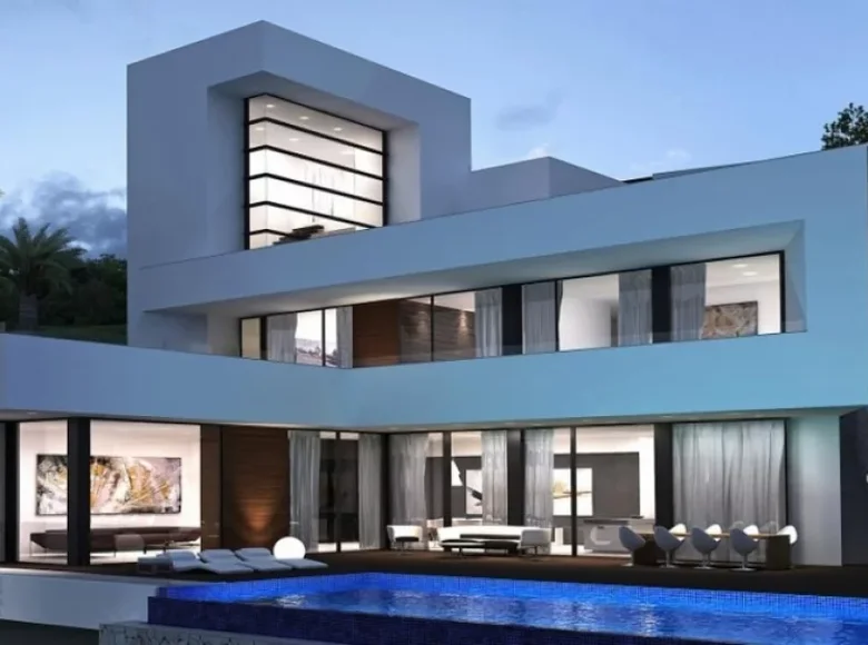 Villa de tres dormitorios 456 m² Altea, España