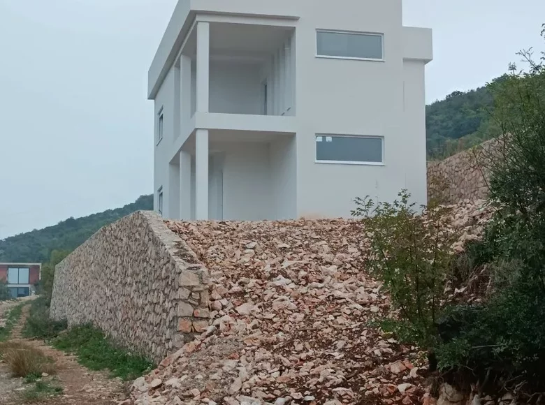 Haus 2 Schlafzimmer 176 m² Montenegro, Montenegro