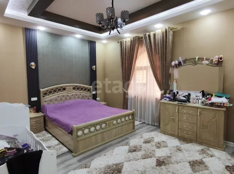 Kvartira 3 xonalar 118 m² Samarqandda