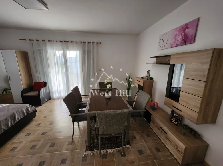 Haus 6 Zimmer 350 m² durici, Montenegro