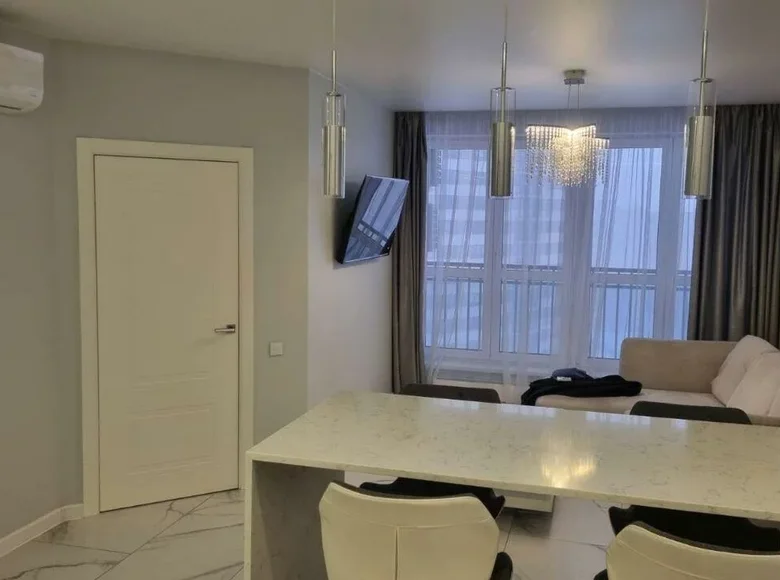 Wohnung 2 Zimmer 55 m² Minsk, Weißrussland