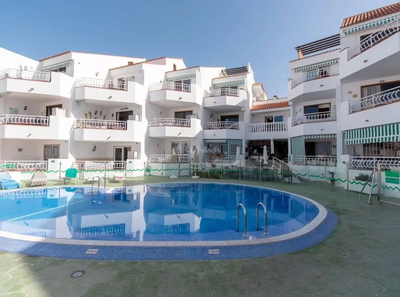 Mieszkanie 2 pokoi 58 m² Arona, Hiszpania