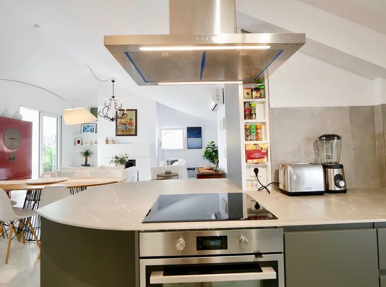 Квартира 3 спальни 126 м² Марбелья, Испания
