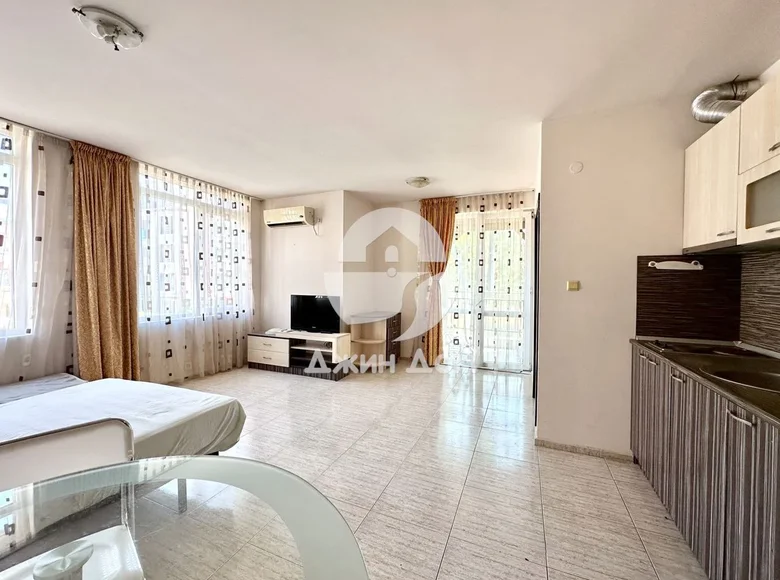 Mieszkanie 2 pokoi 60 m² Nesebyr, Bułgaria