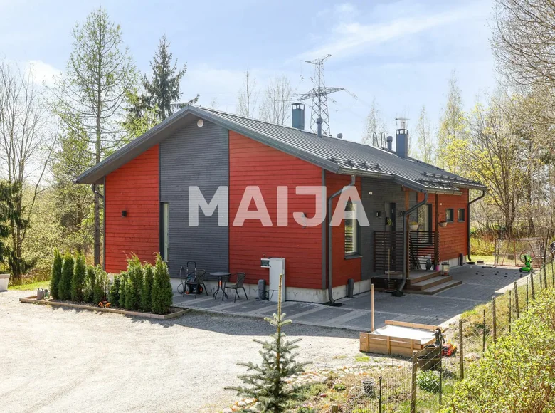 3 bedroom house 108 m² Helsinki sub-region, Finland