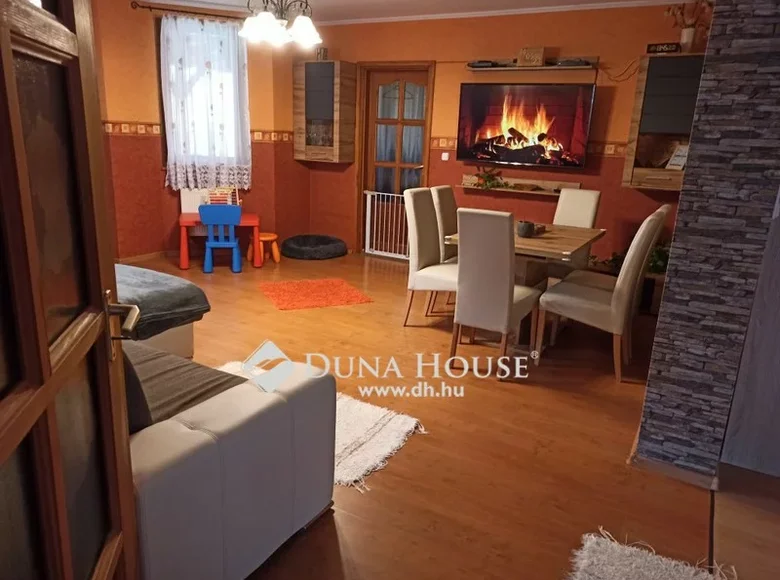House 135 m² Szigethalom, Hungary