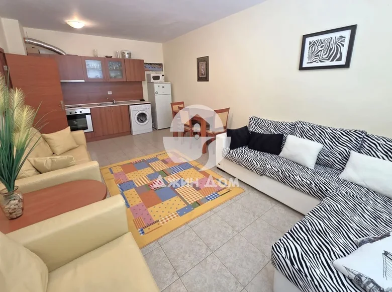Mieszkanie 2 pokoi 66 m² Nesebyr, Bułgaria