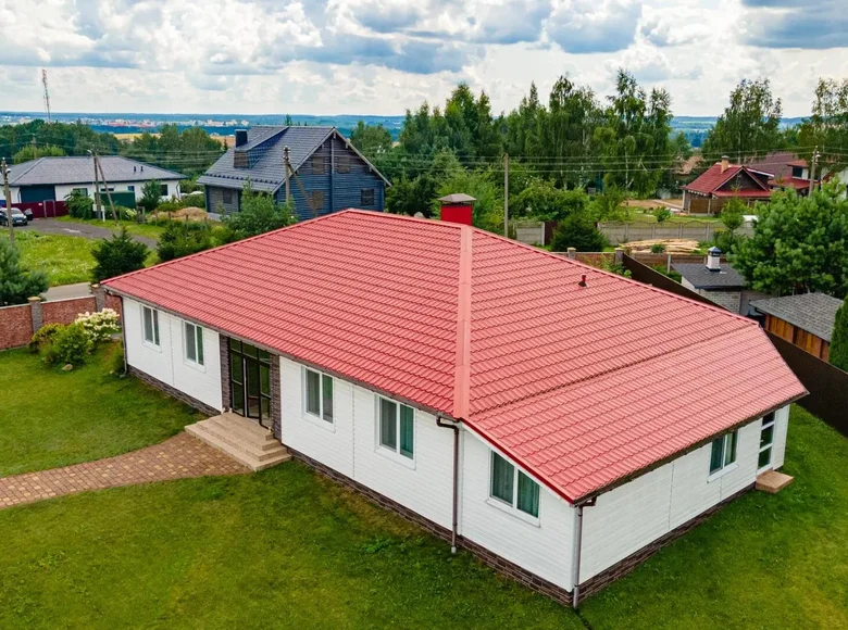 House 242 m² Navasyno, Belarus