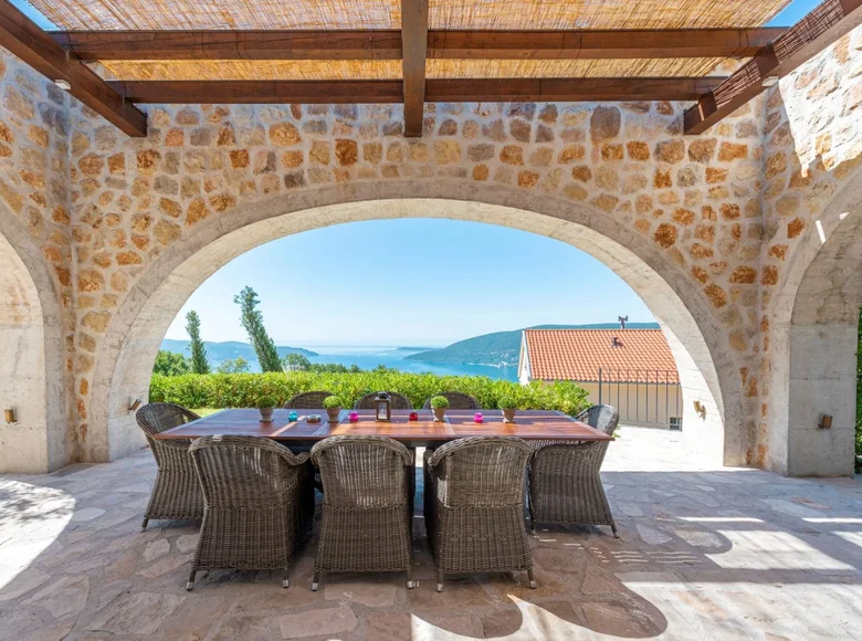 Wohnung 8 zimmer  Trebesin, Montenegro