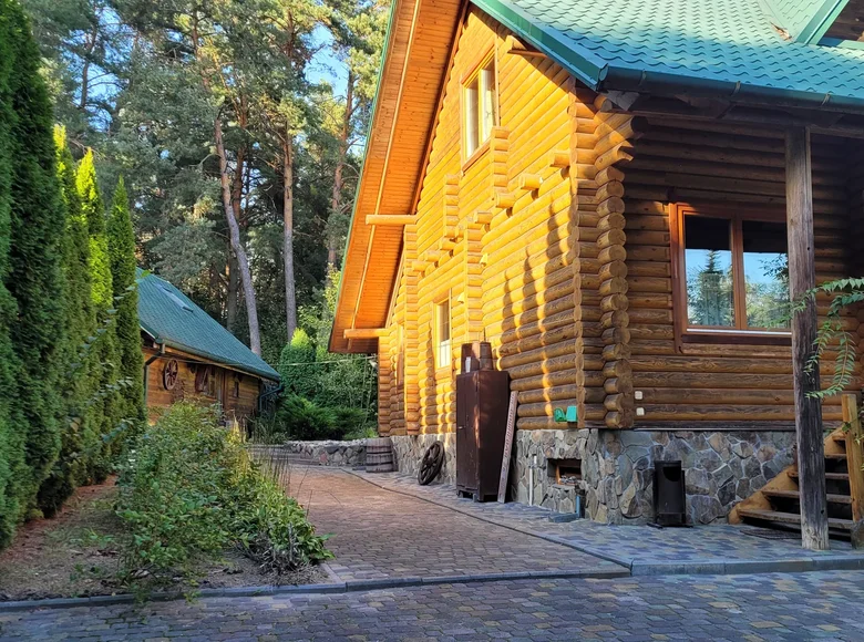 Casa 7 habitaciones 228 m² Telminski selski Savet, Belarús