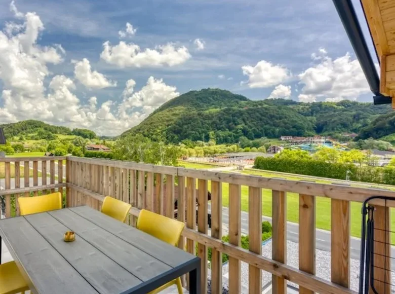 Villa 720 m² Levovik, Serbie