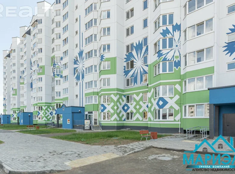 Квартира 4 комнаты 103 м² Сеница, Беларусь