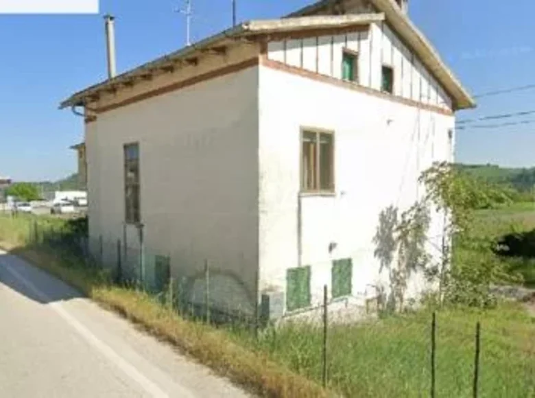 Adosado 9 habitaciones 200 m² Terni, Italia