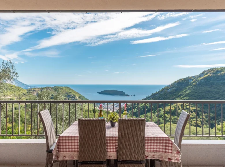 7 bedroom villa 280 m² Budva, Montenegro