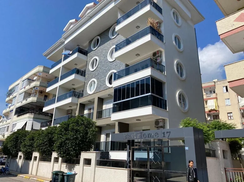 Mieszkanie 2 pokoi 60 m² Alanya, Turcja