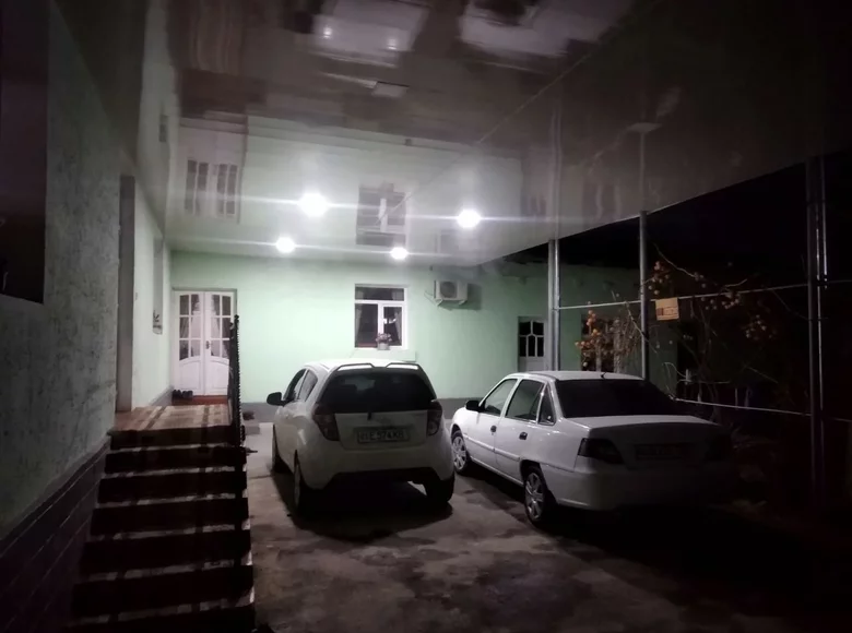 Дом 6 комнат 5 м² Ханабад, Узбекистан