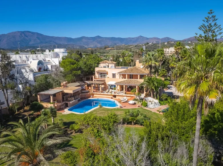 Haus 8 Schlafzimmer 1 013 m² Resinera Voladilla, Spanien