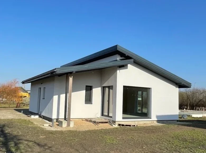 House for sale in Kaunas, Lithuania for €180,000 listing 2053073