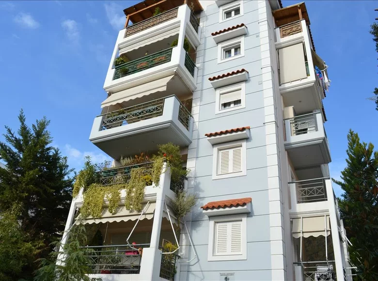 Mieszkanie 3 pokoi 80 m² Ateny, Grecja