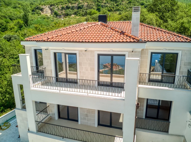 Villa de 6 habitaciones 740 m² Sveti Stefan, Montenegro