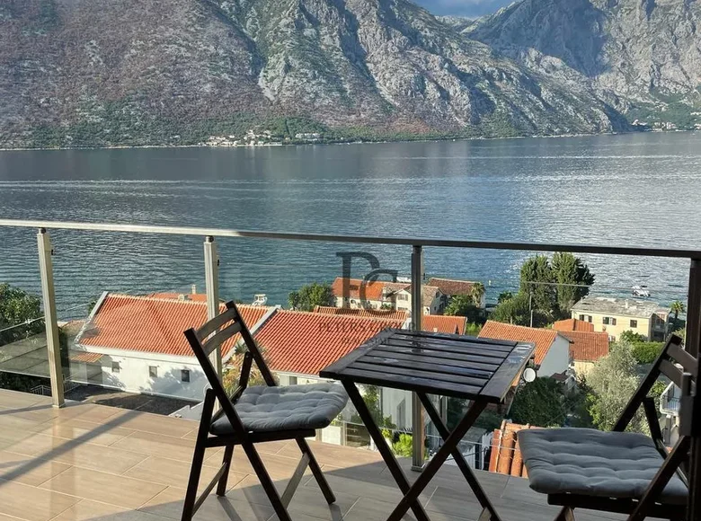 Wohnung 2 Schlafzimmer  Prcanj, Montenegro