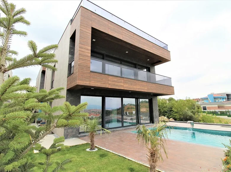 5-Zimmer-Villa 715 m² Gumustepe, Türkei