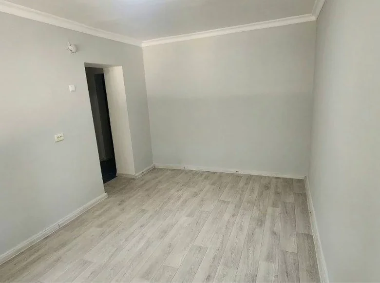 Kvartira 1 xona 30 m² Toshkentda