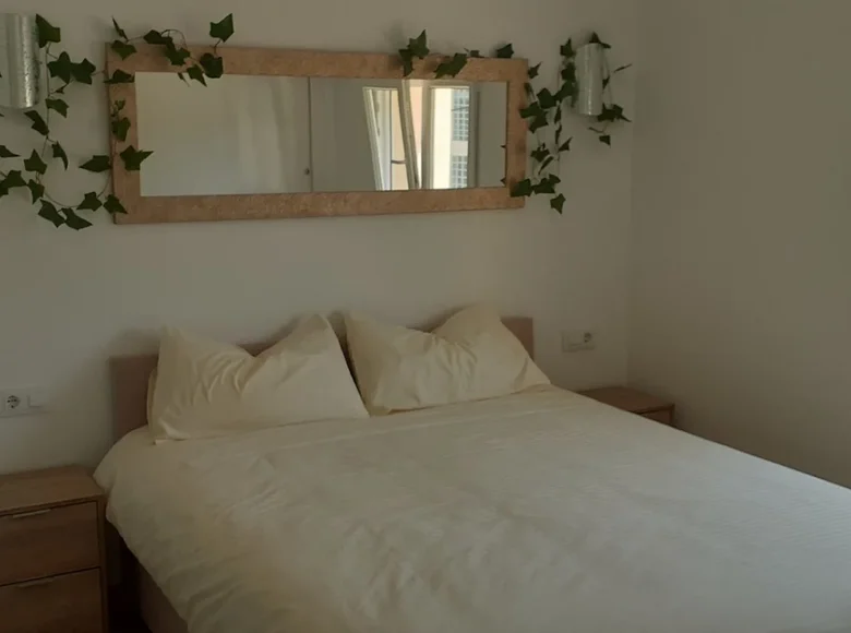 Villa de tres dormitorios 198 m² Alfaz del Pi, Španjolska