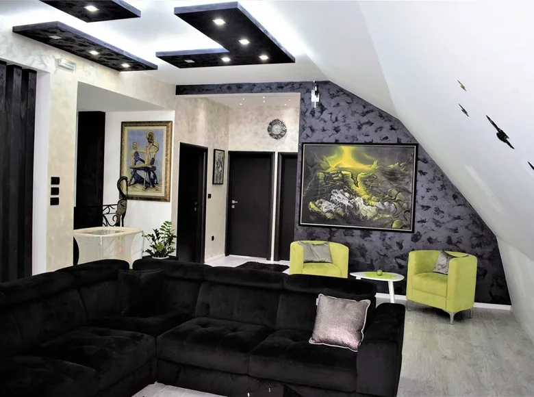 Apartamento 3 habitaciones 120 m² Podgorica, Montenegro