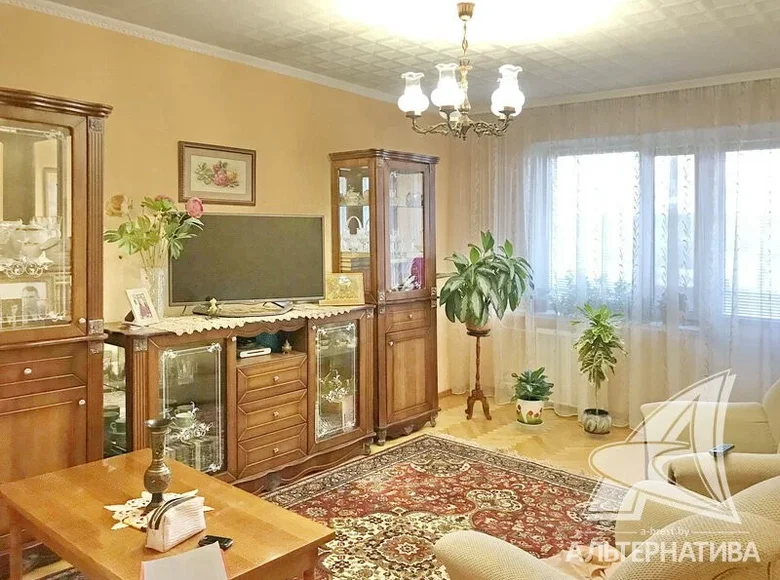 Mieszkanie 2 pokoi 55 m² Czernie, Białoruś