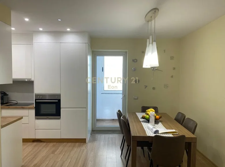 2 bedroom apartment 96 m² Bashkia Durres, Albania
