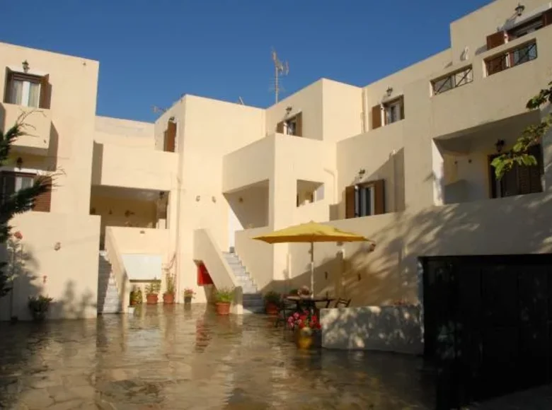 Hotel 245 m² en Korissia, Grecia