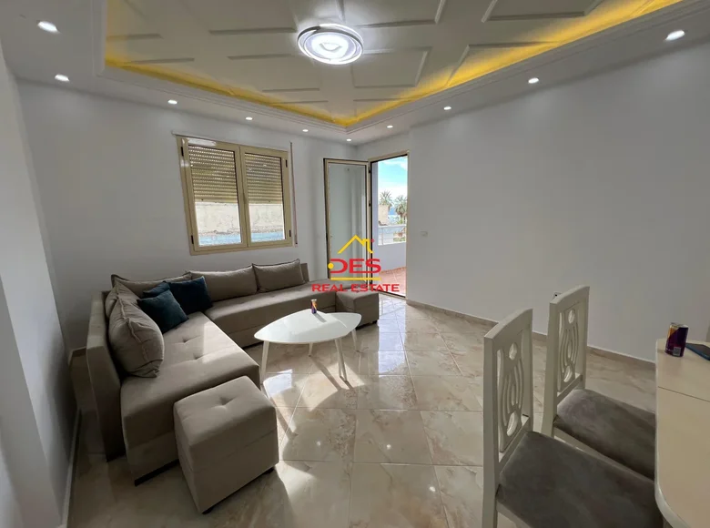 Квартира 3 комнаты 102 м² Влёра, Албания