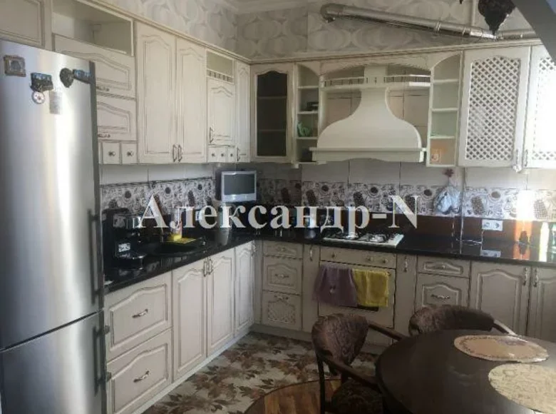 Mieszkanie 2 pokoi 60 m² Odessa, Ukraina