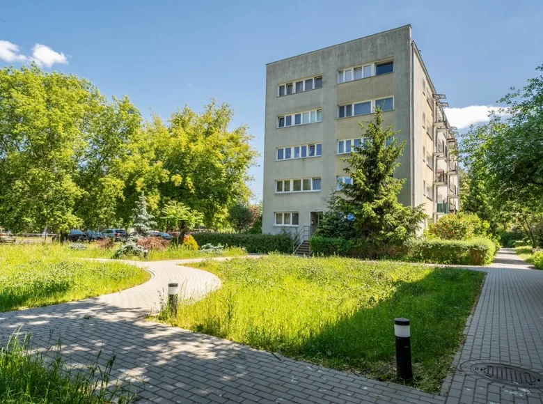 Mieszkanie 3 pokoi 49 m² Warszawa, Polska